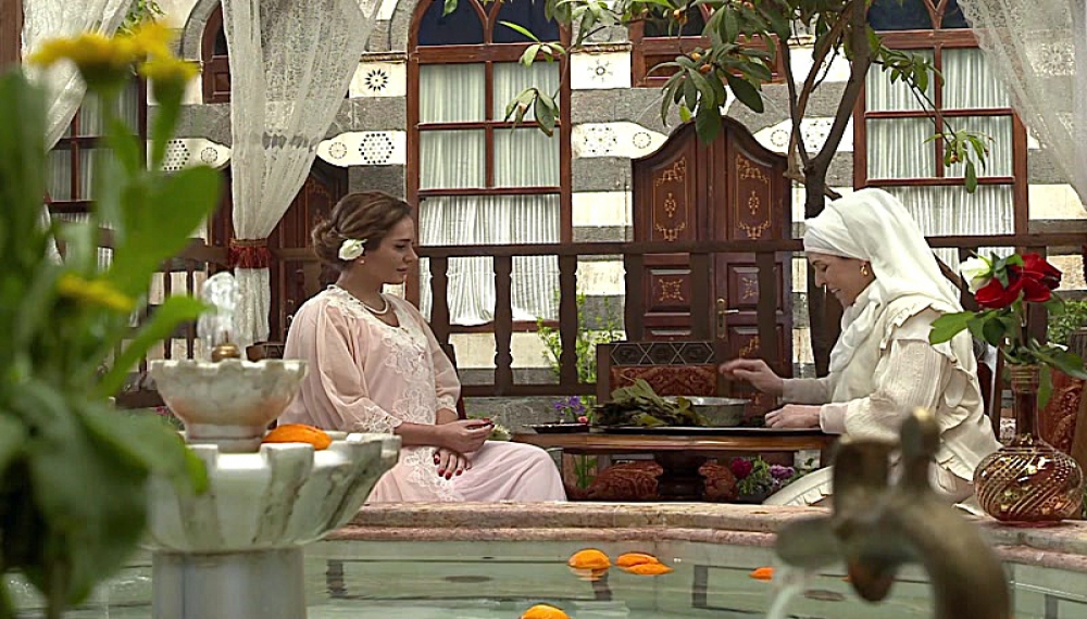 The Collar of Girls S01E08