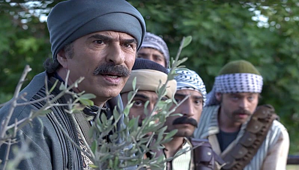 The Collar of Girls S01E10