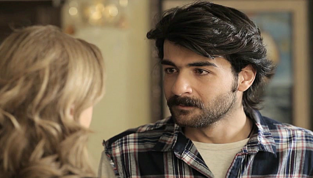 ثریا - الموسم الاول الحلقة 28